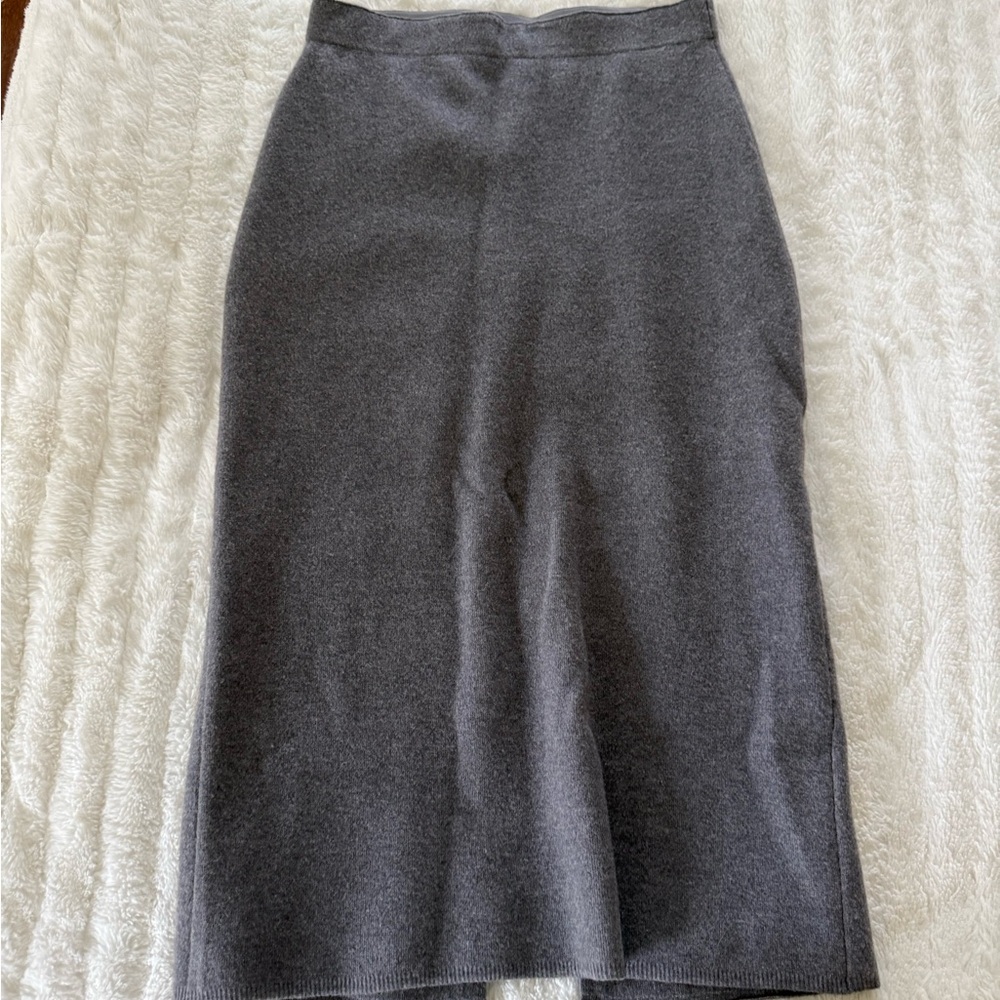 Aritzia Babaton wool midi bodycon skirt in grey women’s size L